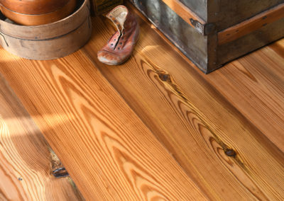Reclaimed Pine - Riverwood Plainsawn Primary